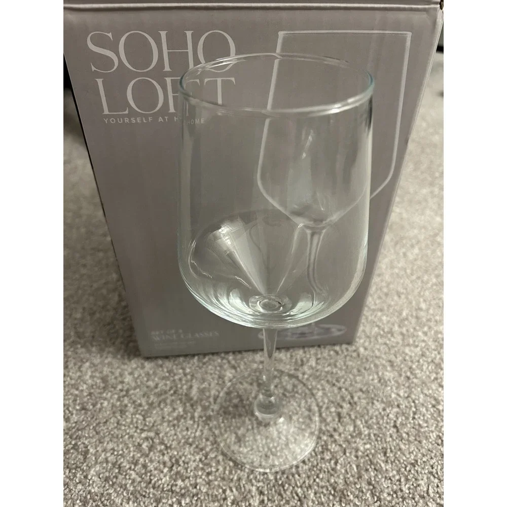 Soho Loft Wine Glasses Set of 4 17oz Clear‎ Excellent Modern Angular Stemware